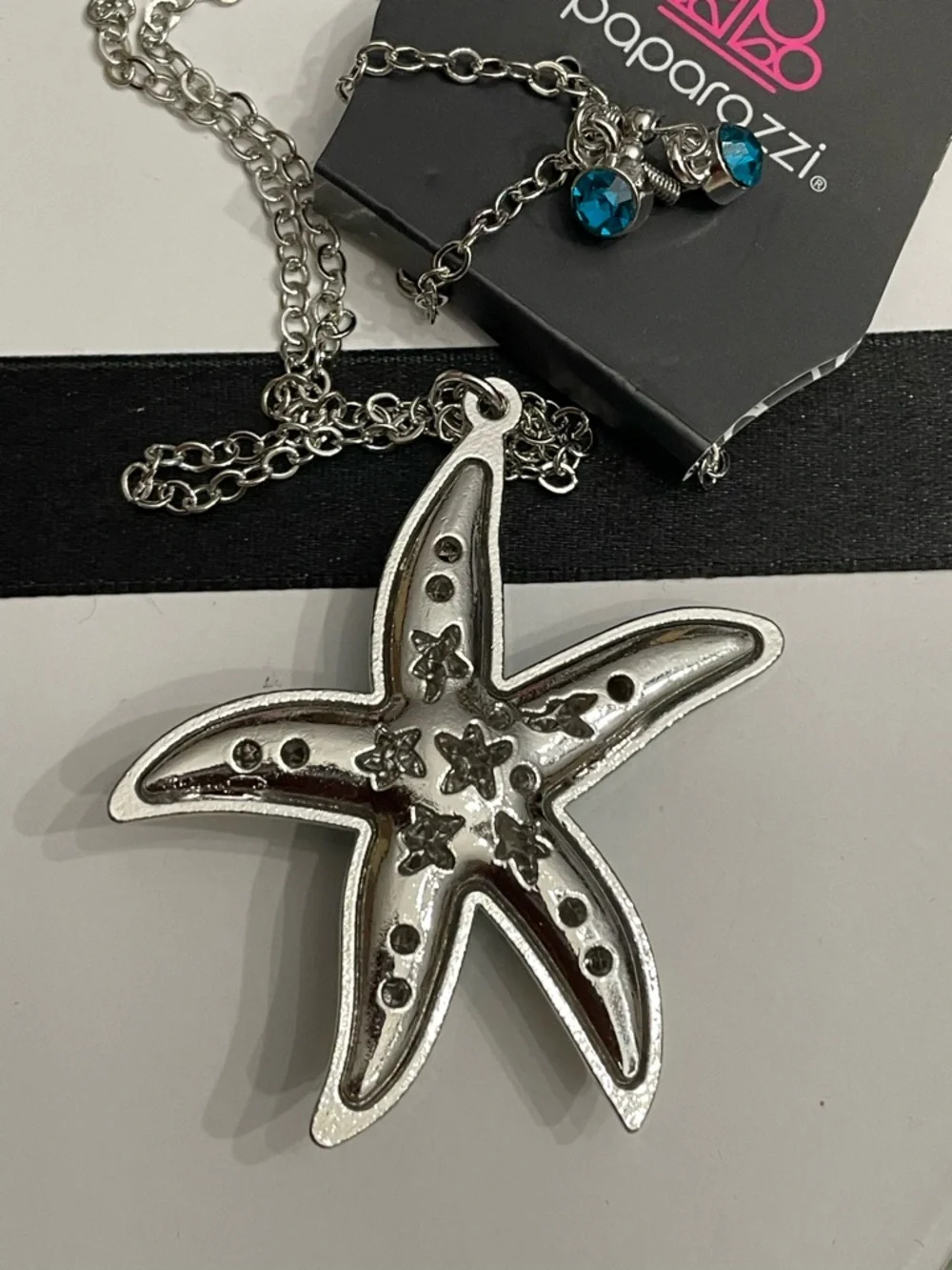 Paparazzi Starfish Crystal Pendant with matching earrings set nwt
